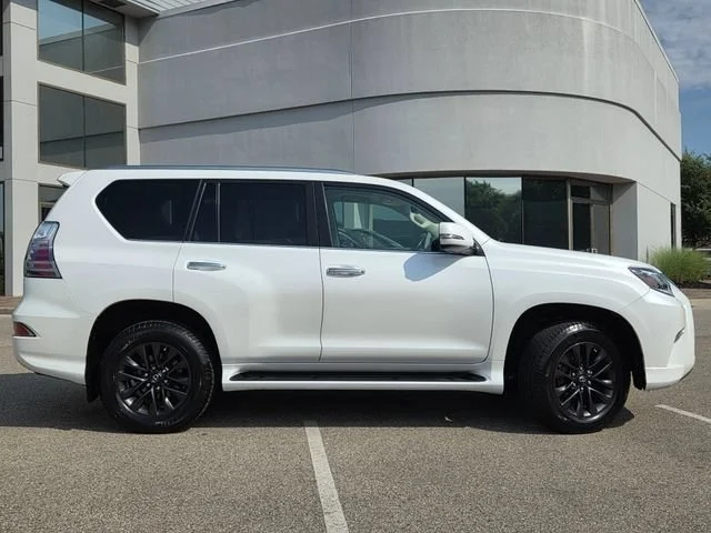 Used 2020 Starfire Pearl Lexus 460 image 26