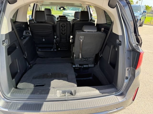 2025 Honda Odyssey EX-L - Photo 11