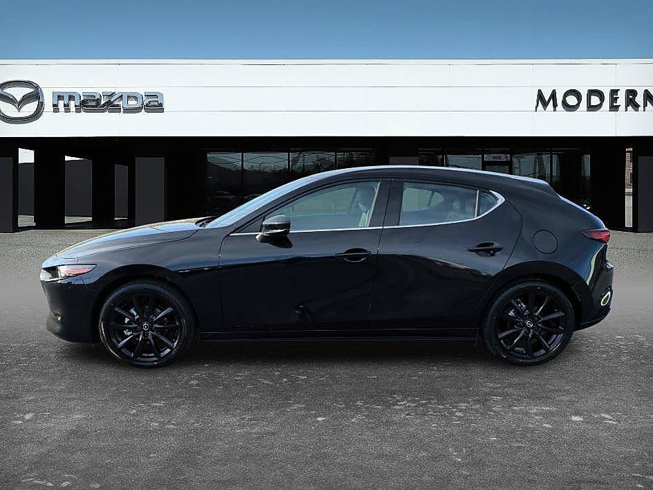 2026 Mazda Mazda3 Premium - Photo 8