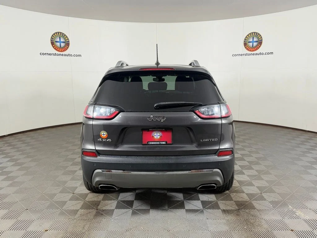 Used 2019 Granite Crystal Clearcoat Metallic Jeep Limited image 20