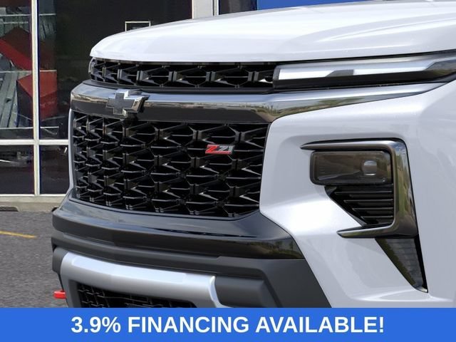 New 2027 Polar White Tricoat Chevrolet Z71 image 16