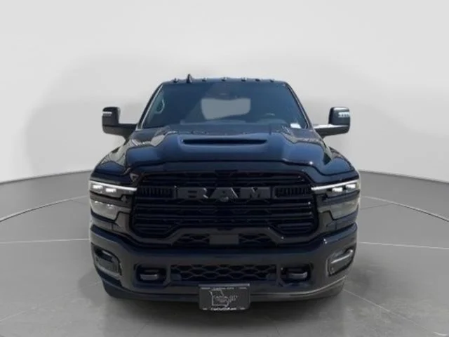 New 2026 Diamond Black Crystal Pearl-Coat Exterior Paint RAM Laramie image 9