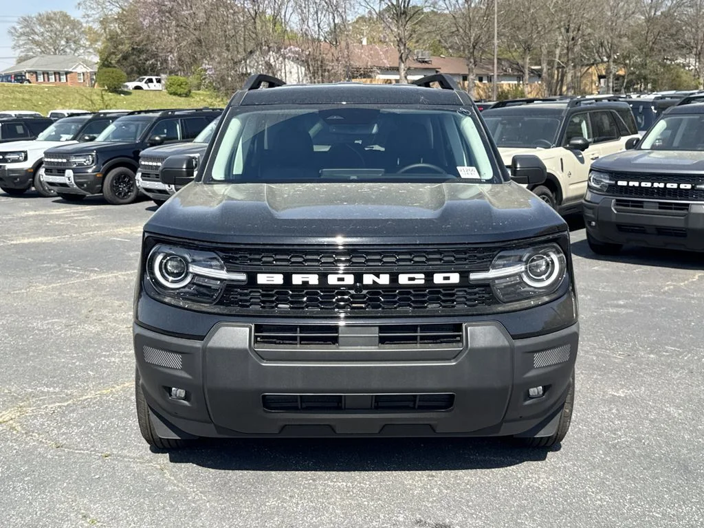 New 2026 Black Ford Outer Banks image 2