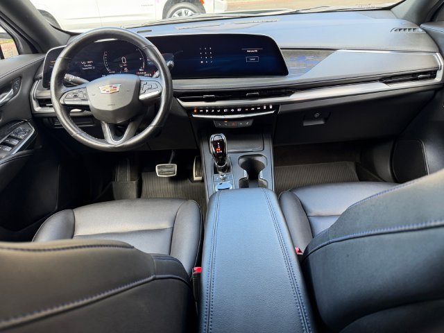Used 2024 Crystal White Tricoat Cadillac Sport image 15