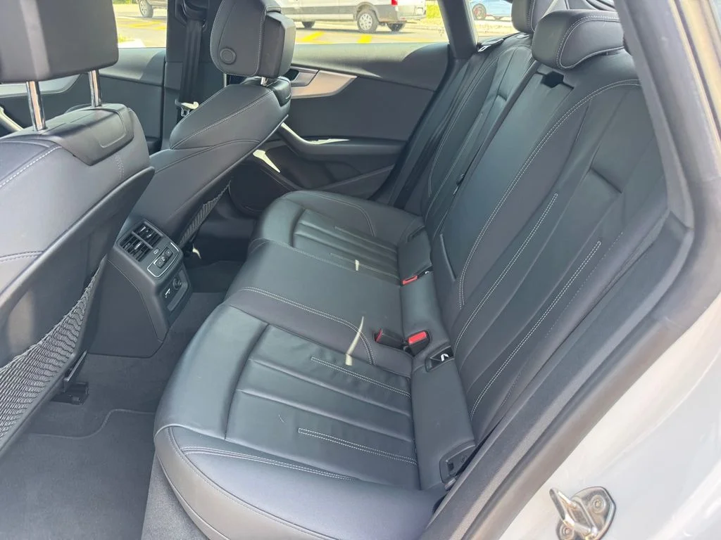 Used 2025  Audi 45 S line Premium image 13