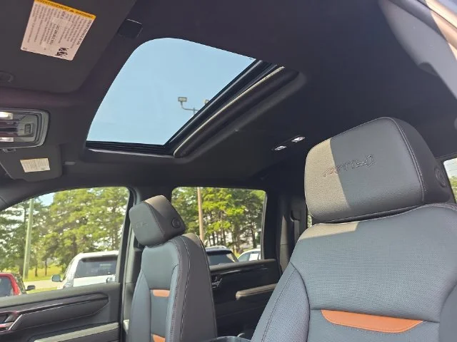 Used 2025 Black GMC AT4 image 31