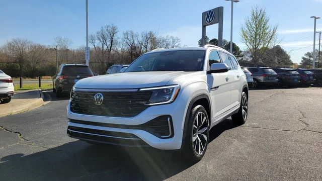 2026 Volkswagen Atlas 2.0T SEL Premium R-Line