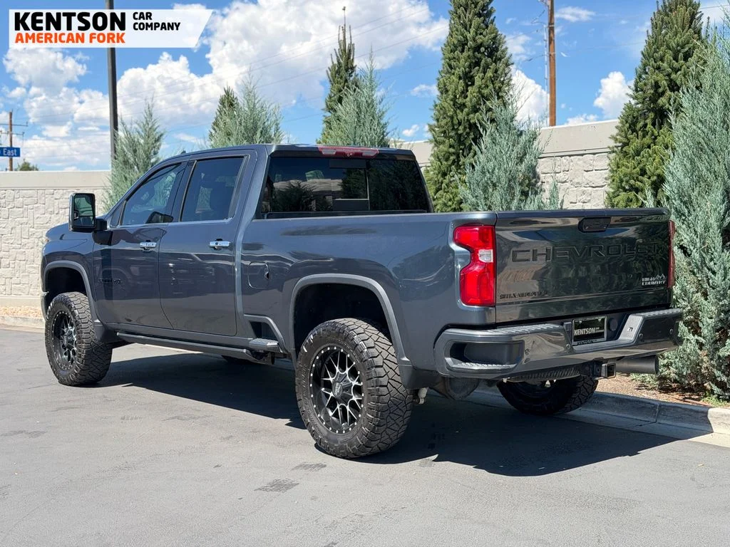 Used 2020 Gray Chevrolet High Country image 5
