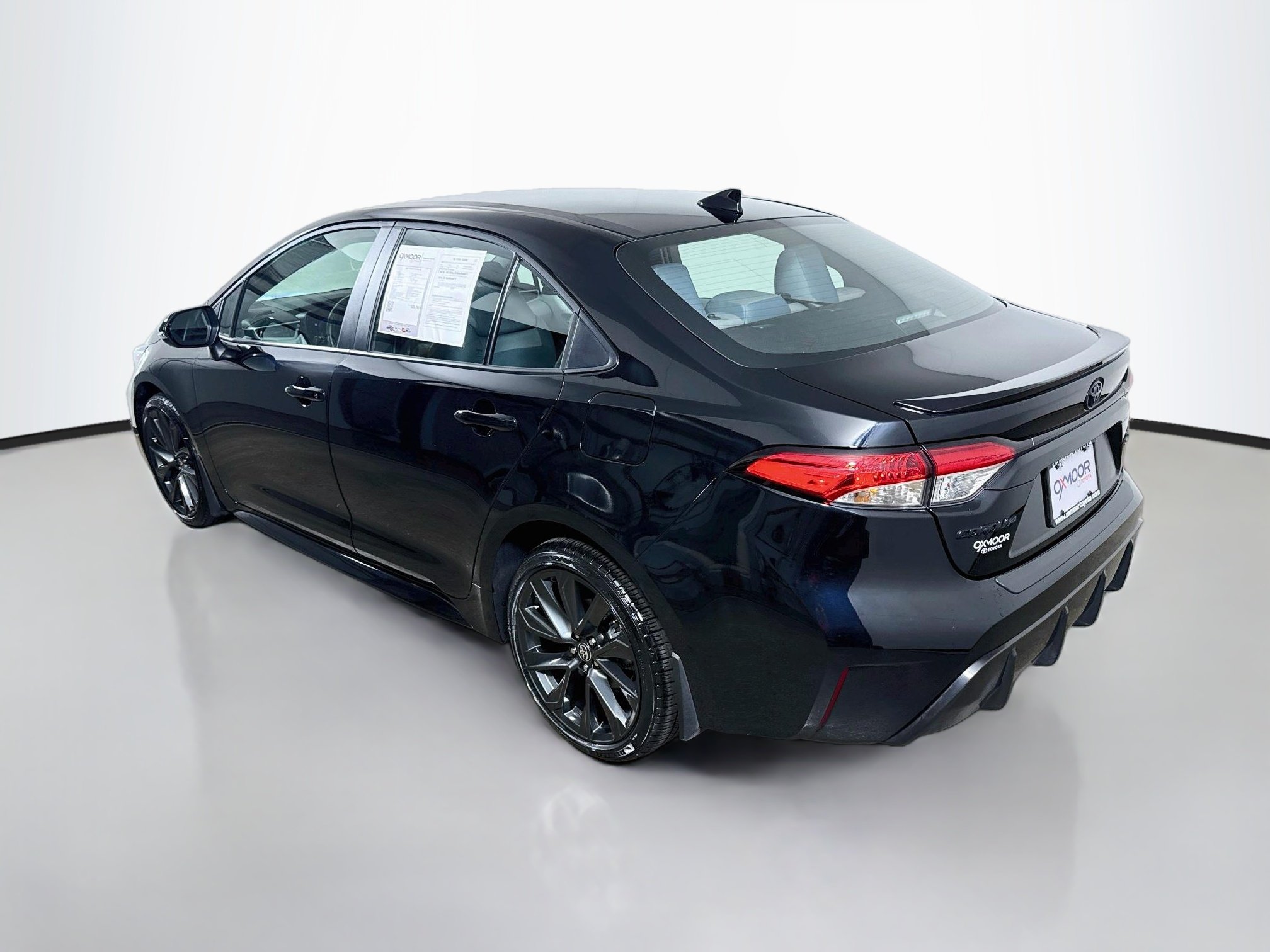 Used 2026 Midnight Black Metallic Toyota SE image 5