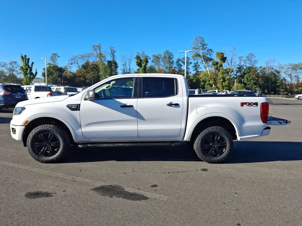 Used 2019 Oxford White Ford XLT image 4
