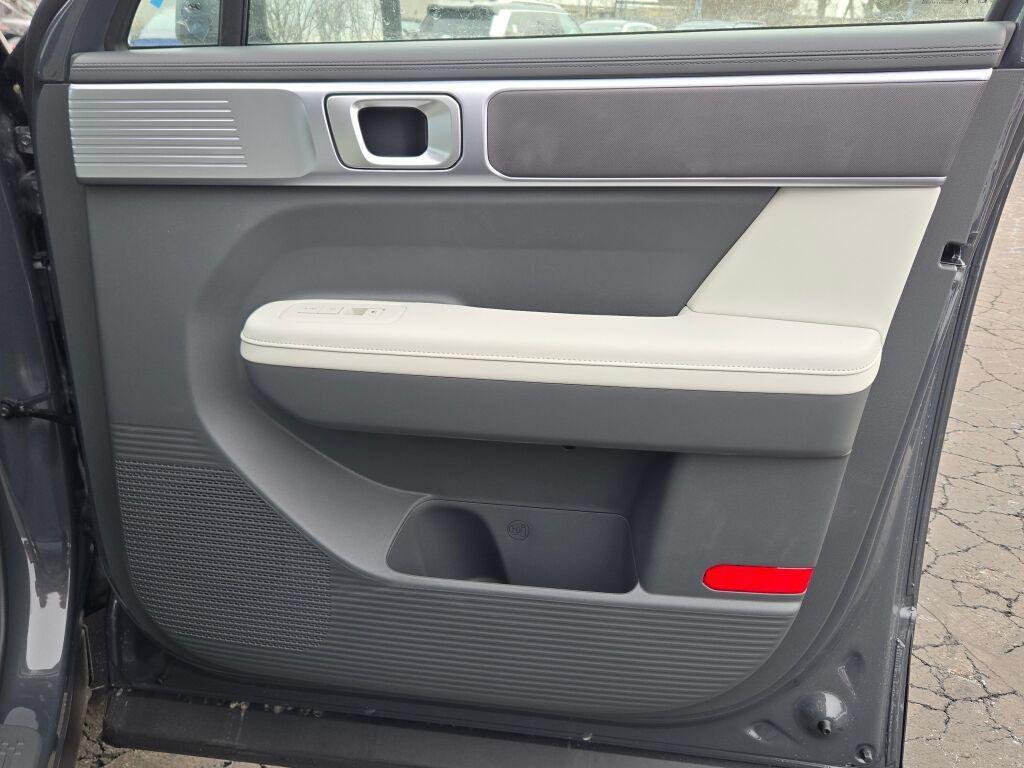New 2026 Gray Hyundai SEL AWD image 9
