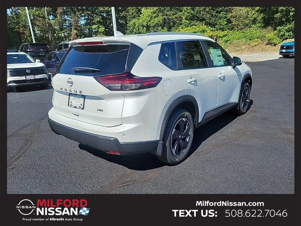 2026 Nissan Rogue SV - Photo 8