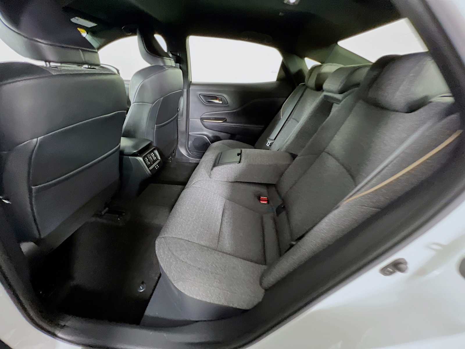 Used 2023 Oxygen White Toyota XLE image 25