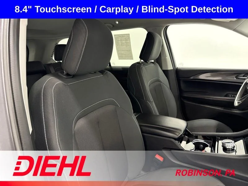 Used 2023 Gray Jeep Laredo image 13