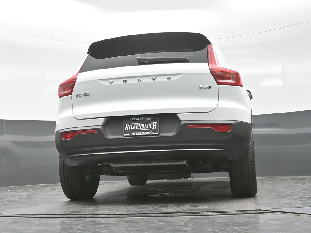 New 2026 Crystal White Volvo Plus image 26