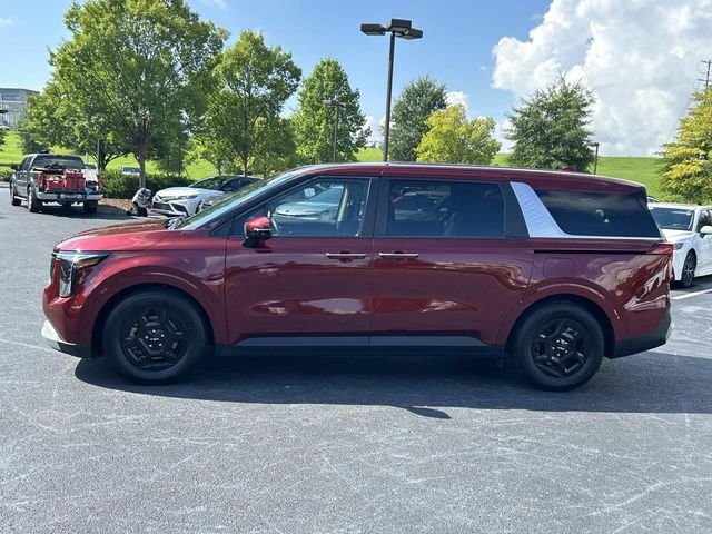 Used 2025 Red Kia LXS image 7