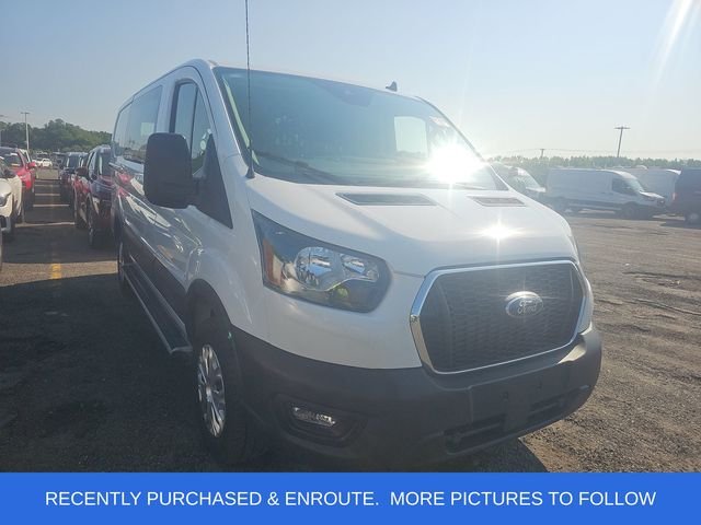 Used 2025 White Ford Base image 1