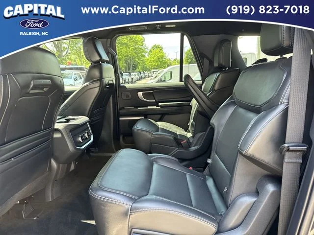 Used 2025 Gray Ford Platinum image 18