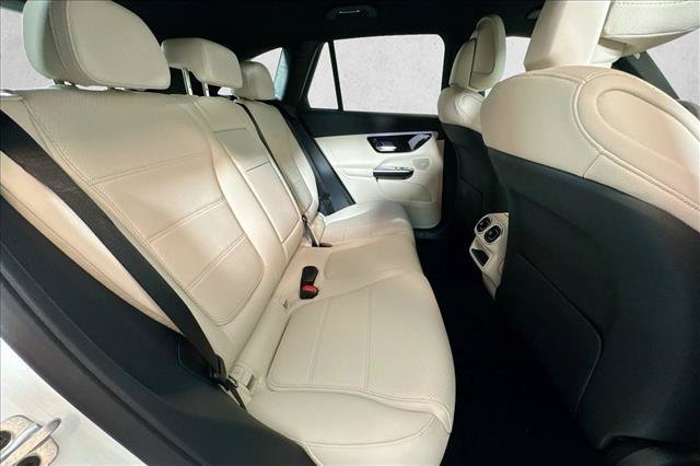 New 2026 Polar White Mercedes-Benz GLC 300 image 53