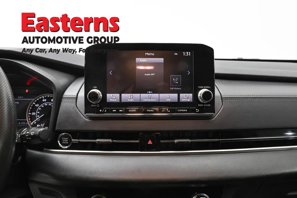 Used 2024 Red Mitsubishi ES image 12
