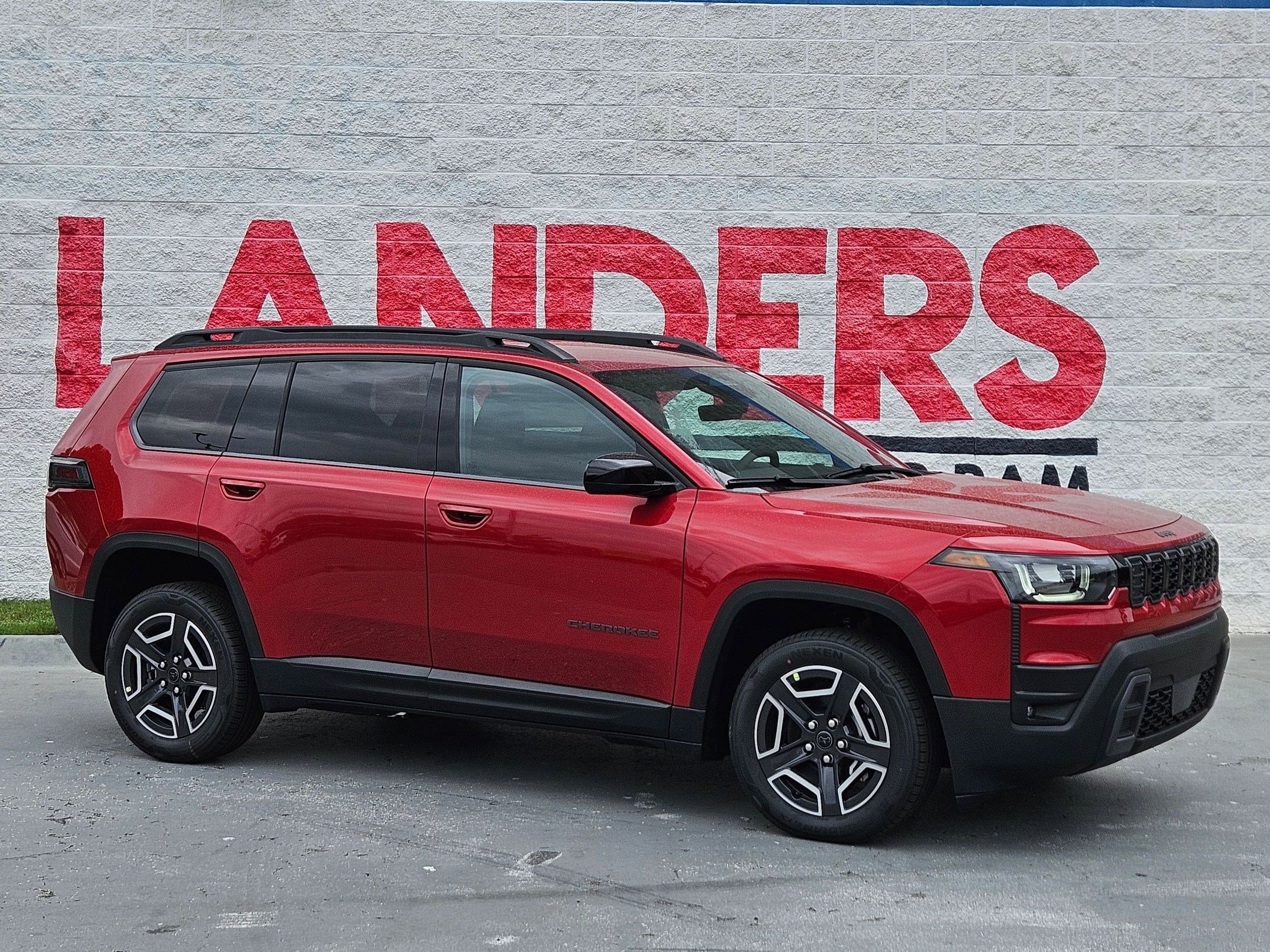 2026 Jeep Cherokee Laredo HEV 4X4's photo