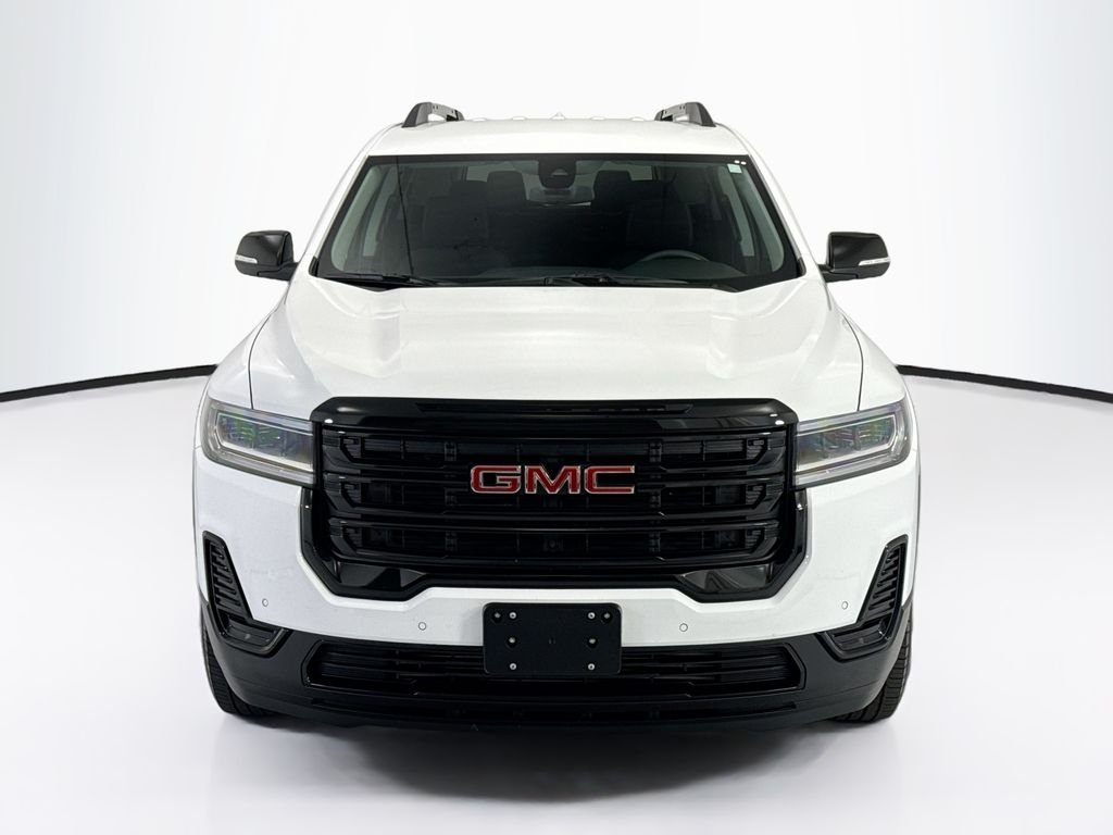 Used 2023 Summit White GMC SLE image 2