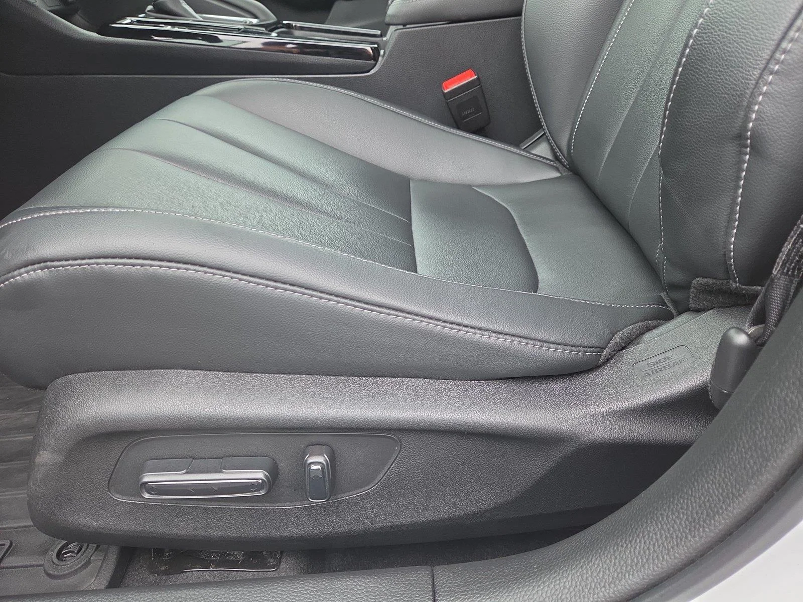 Used 2024 Platinum White Pearl Acura A-SPEC image 21