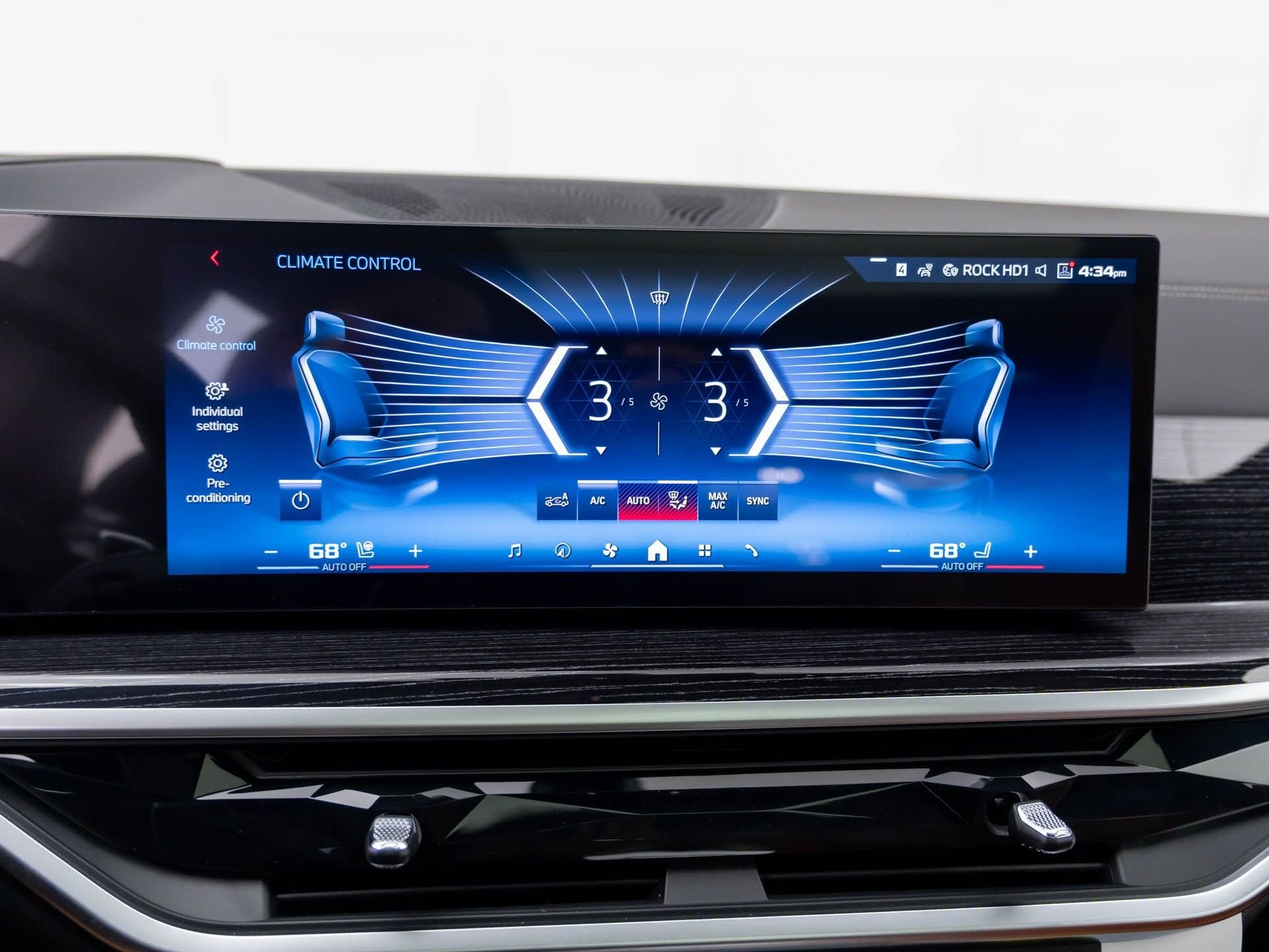 New 2027 Black Sapphire Metallic BMW M60i image 26