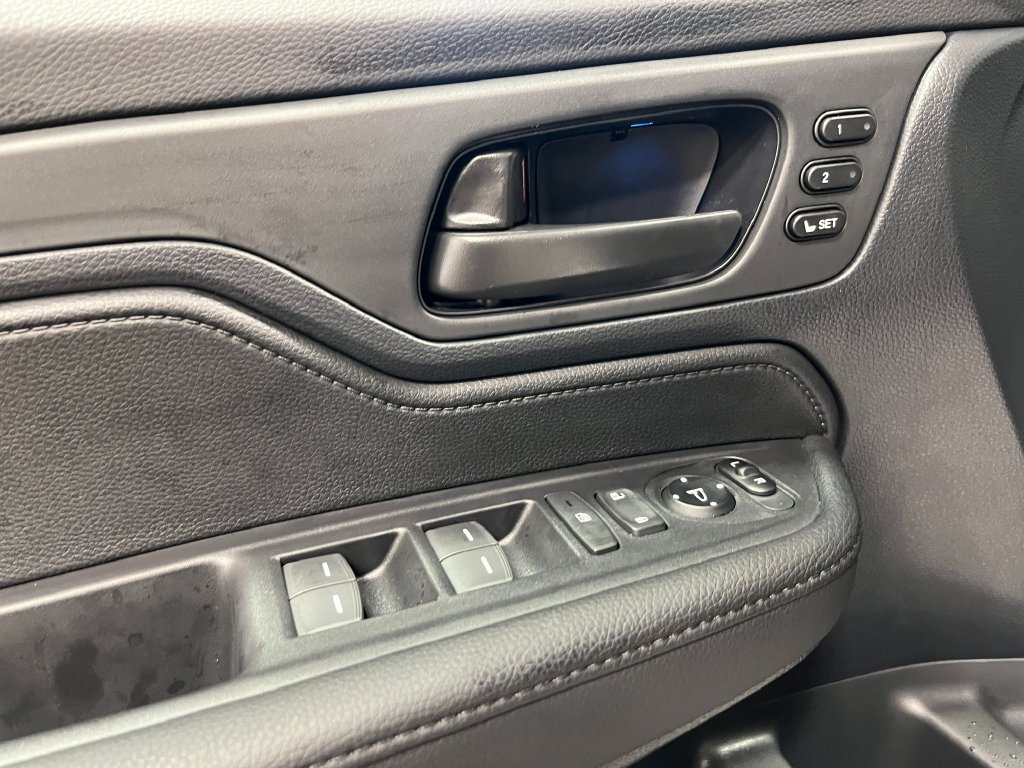 2026 Honda Odyssey EX-L - Photo 15