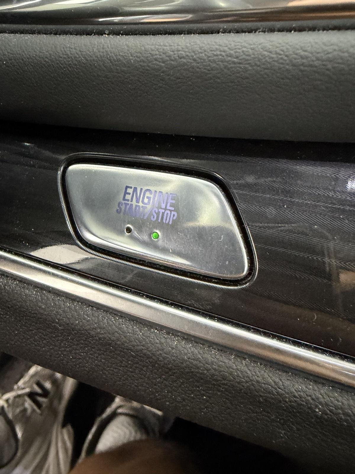 Used 2019 Satin Steel Metallic Buick Premium image 17