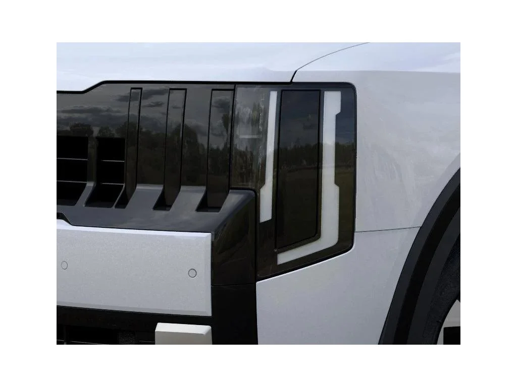 New 2027 Glacial White Pearl Kia EX image 10