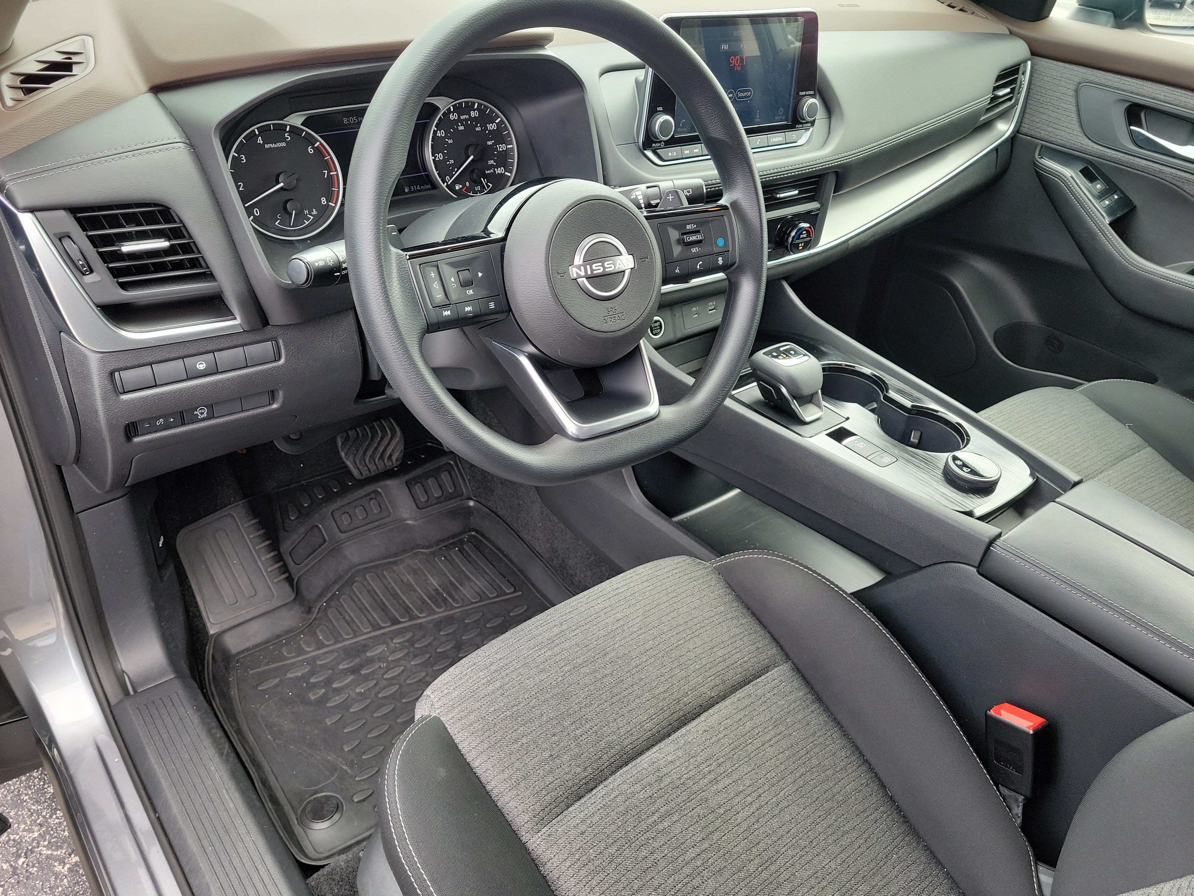 Used 2023 Gun Metallic Nissan SV image 13