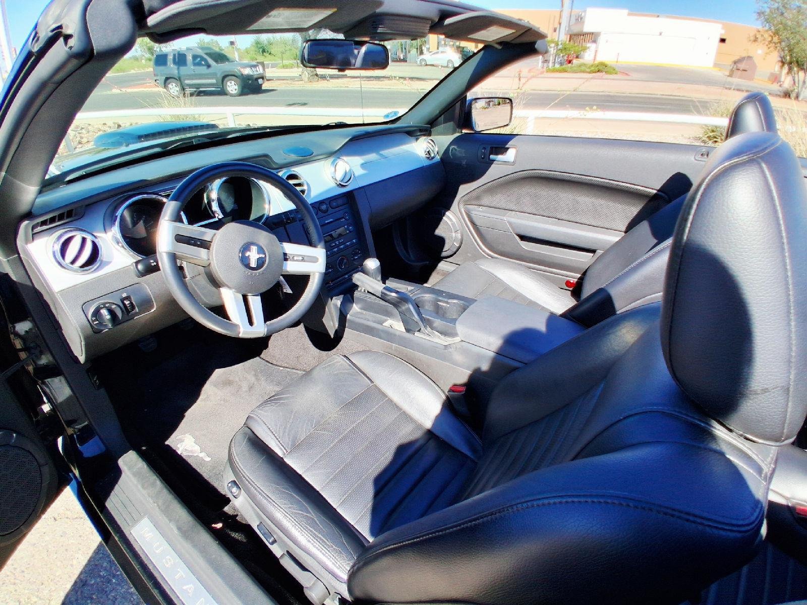 Used 2007  Ford GT Deluxe image 17