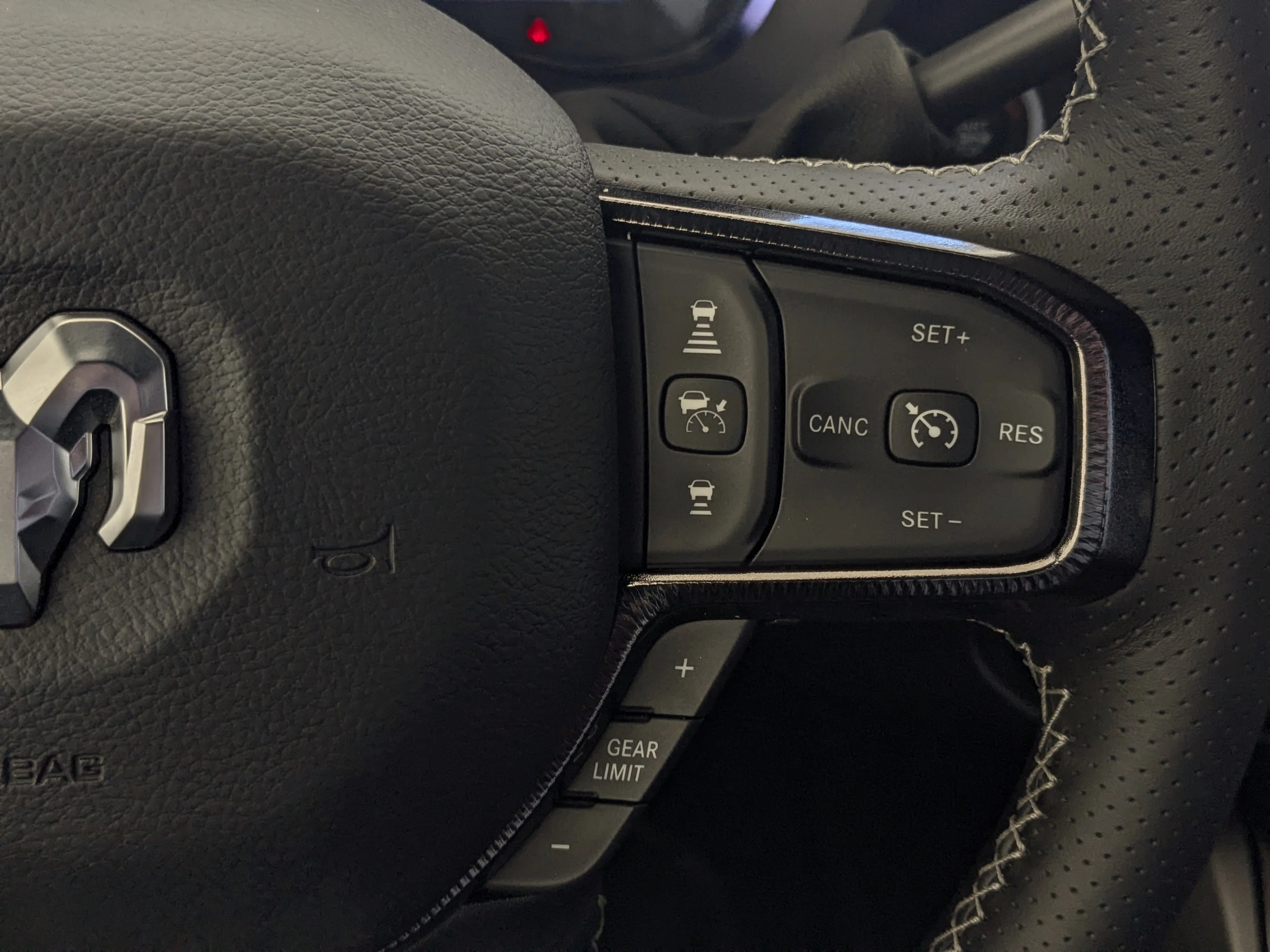 New 2026 Grey RAM Rebel - - Rebel Level 1 Equip Grp - 5th Wheel/Gooseneck Prep - Leather?Faced Bucket Seats - 6.7L Cum image 18