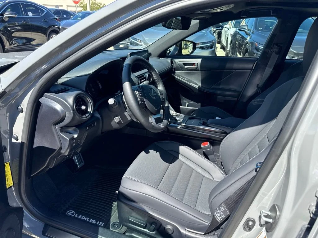 Certified Used 2024  Lexus 500 F SPORT Performance Premium image 14