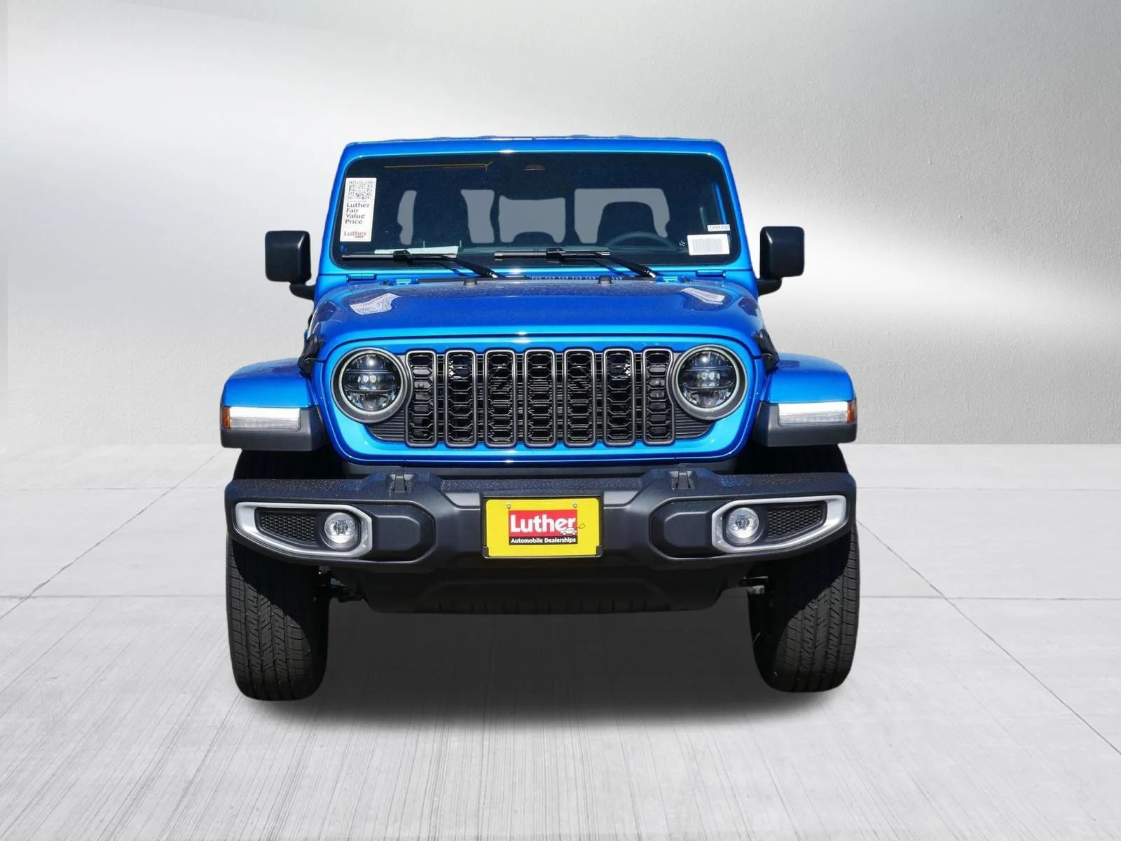 New 2026 Hydro Blue Pearl-Coat Exterior Paint Jeep Sahara image 2