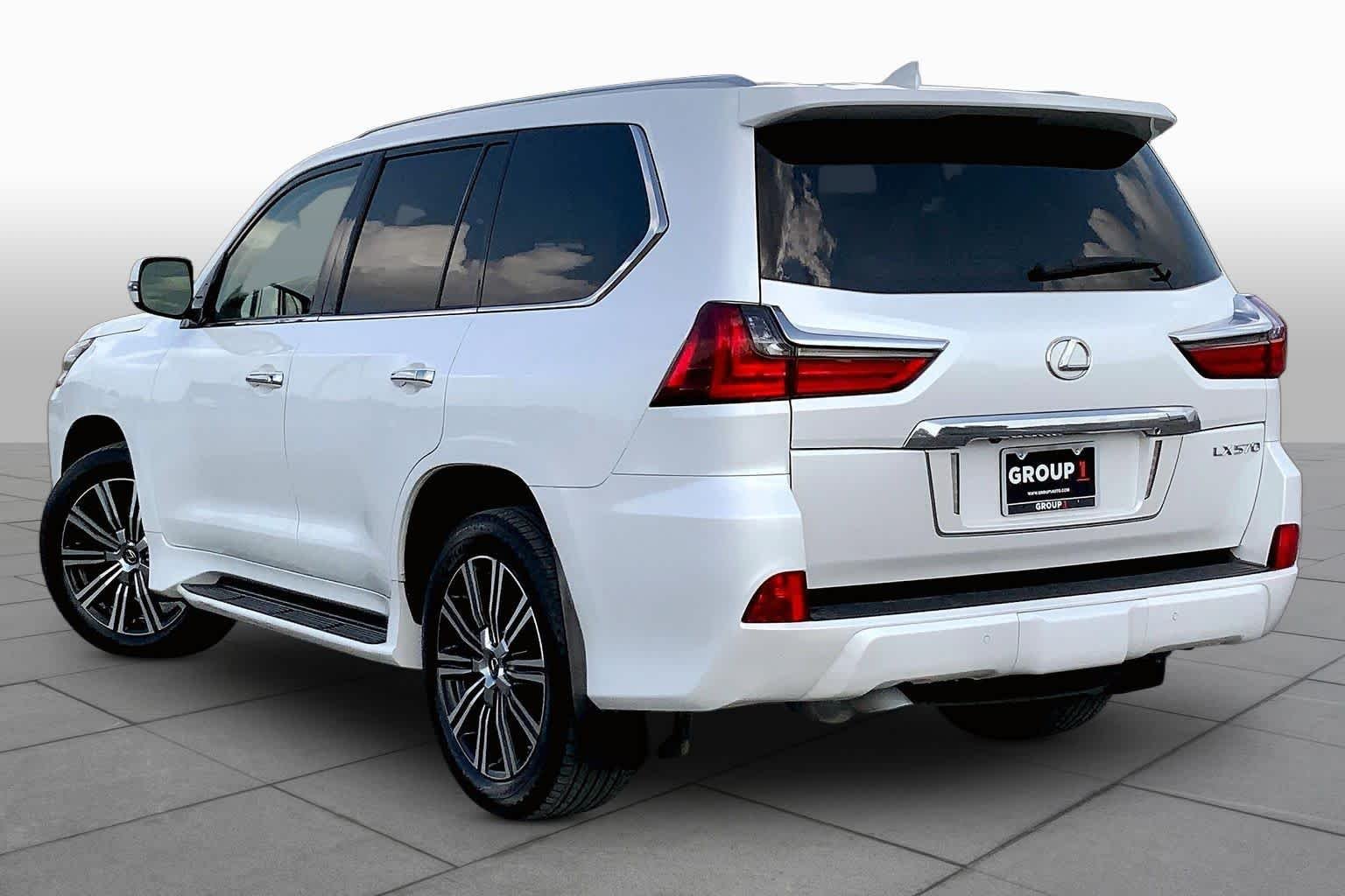 Used 2020 Eminent White Pearl Lexus  image 12