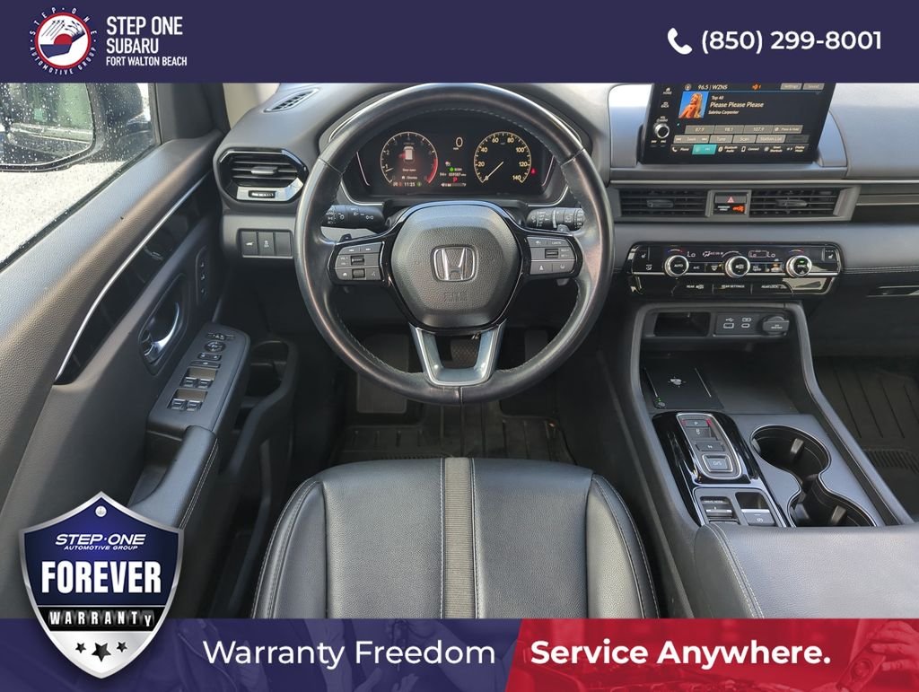 Used 2025 Black Honda EX-L image 14