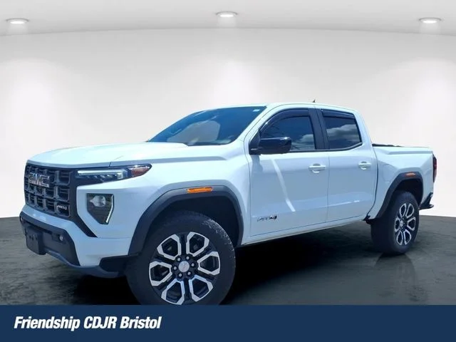 2024 GMC Canyon 4WD AT4 Crew Cab Short Box's photo