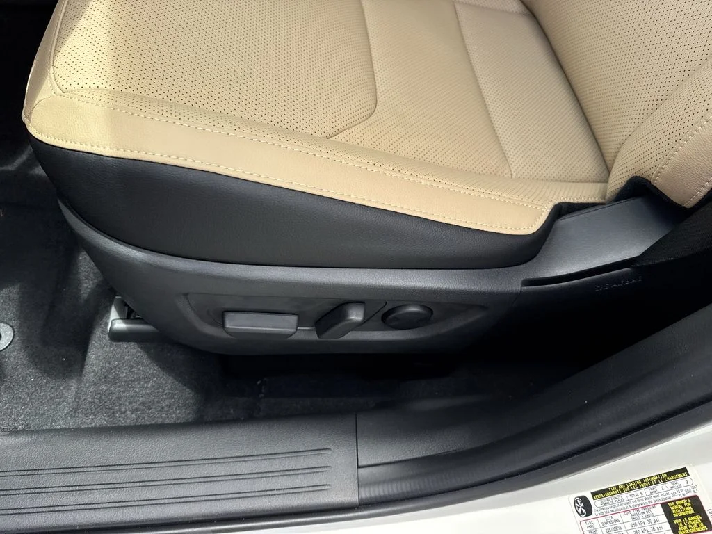 New 2026 Rhodium White Metallic Mazda 2.5 S Premium Plus AWD image 41