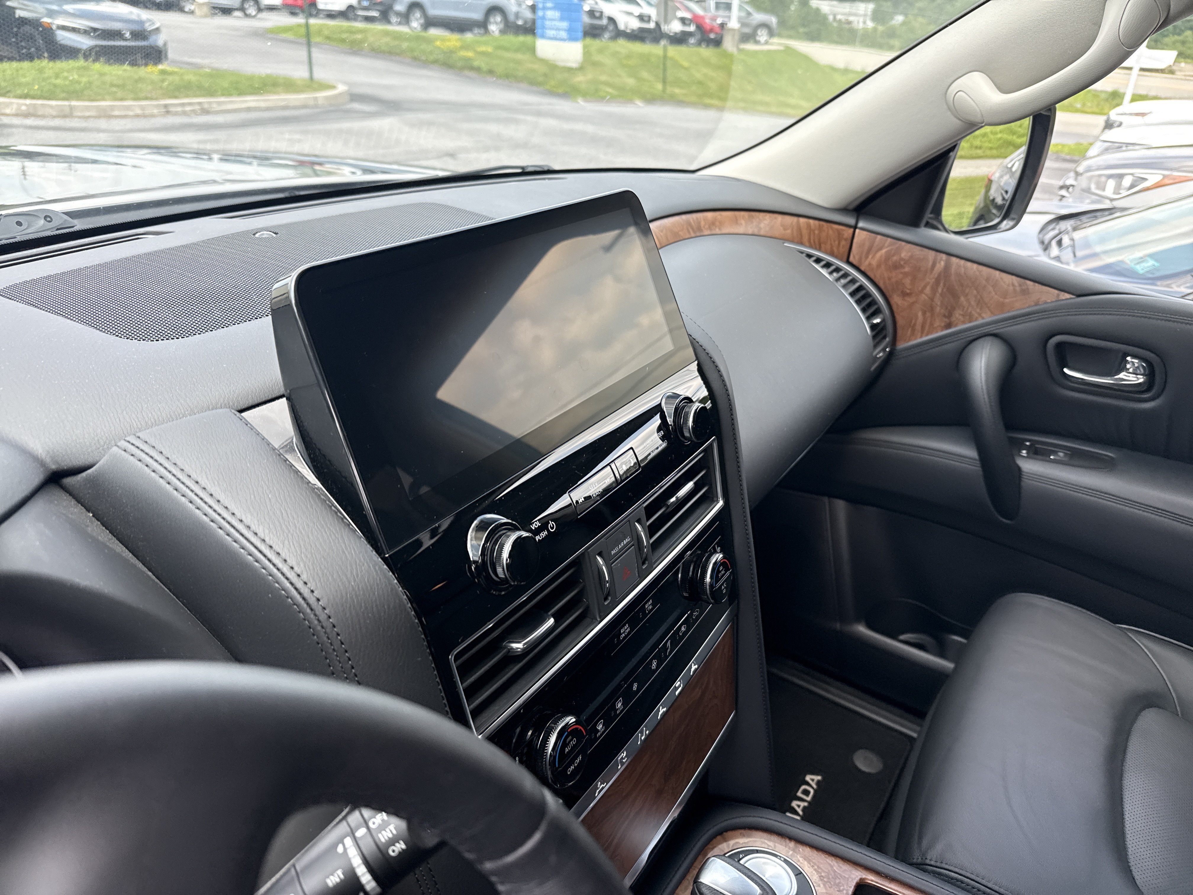 Used 2024 Gun Metallic Nissan SL image 10