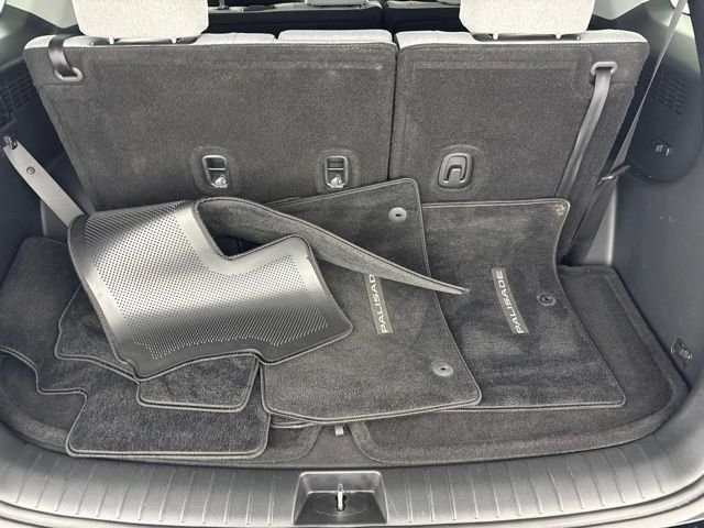 Certified Used 2025 Black Hyundai SE image 33