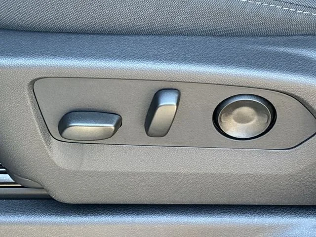 2026 Chevrolet Silverado 1500 Custom - Photo 24