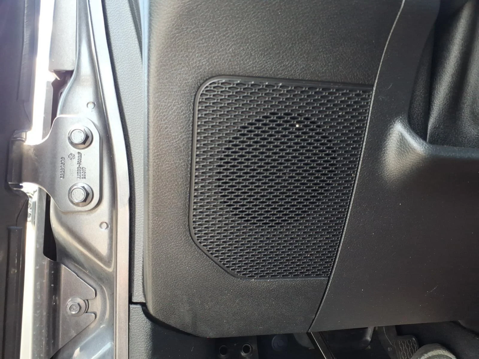 Used 2018 Granite Crystal Metallic Clearcoat Jeep Rubicon image 5