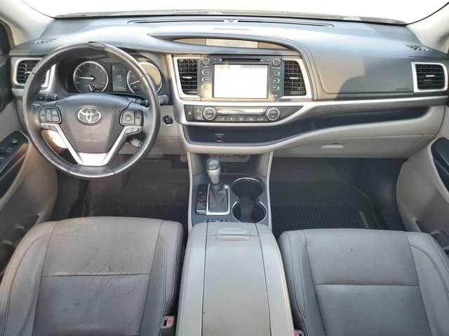 Used 2017 Celestial Silve Toyota Limited image 25