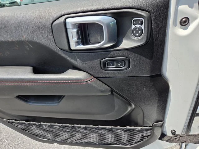 Used 2023 White Jeep Rubicon image 24