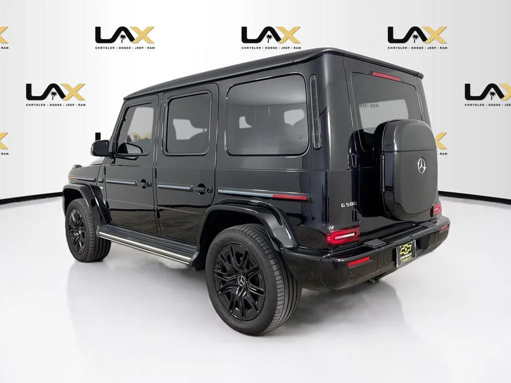 Used 2025  Mercedes-Benz G 580 image 5