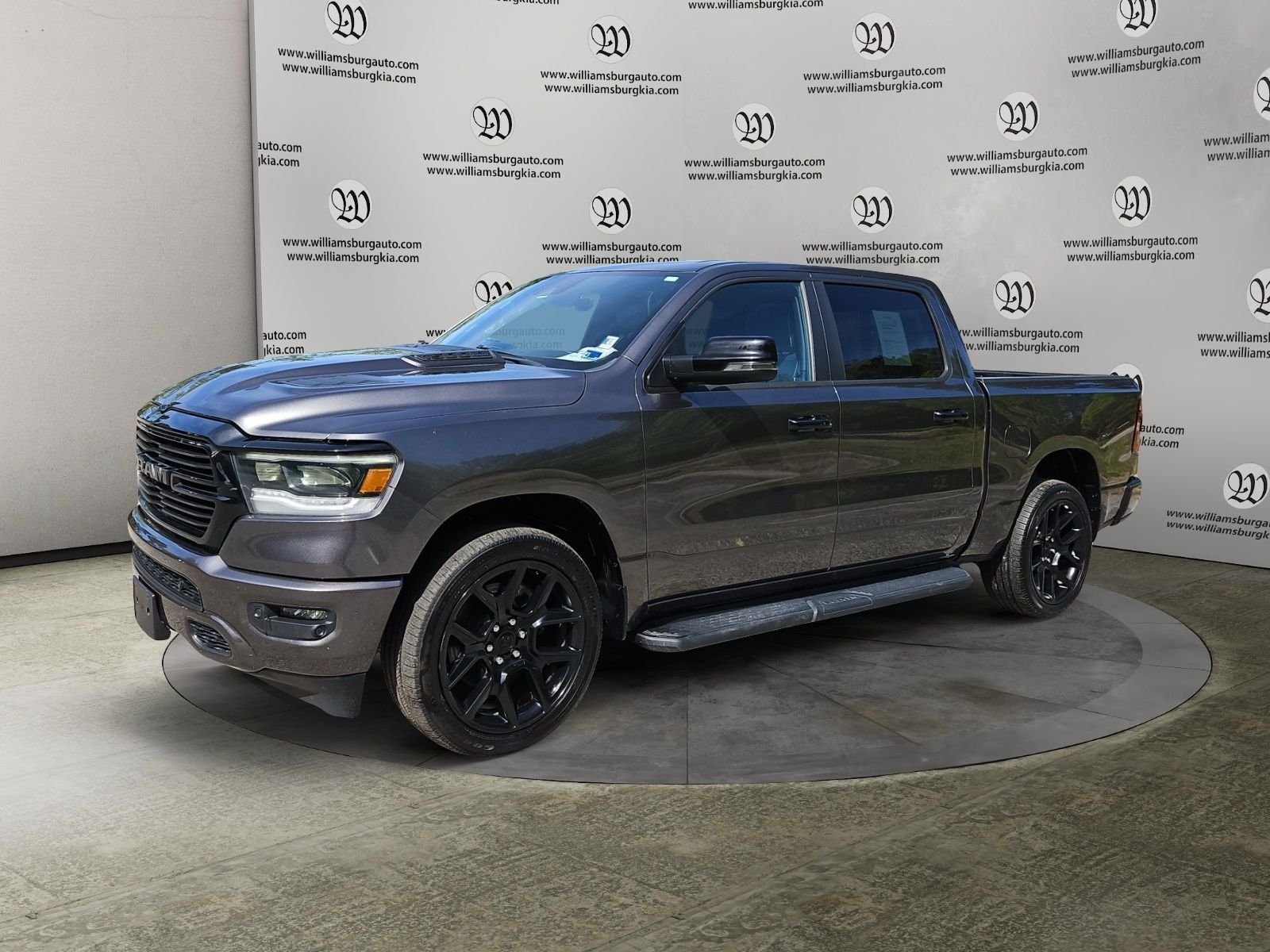 2023 RAM 1500 Laramie 4x4 Crew Cab 5'7's photo