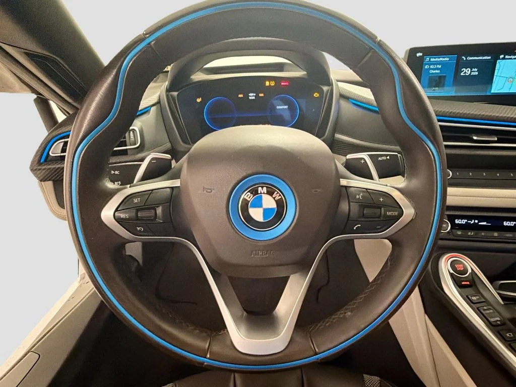 Used 2019 Crystal White Pearl BMW Base image 12
