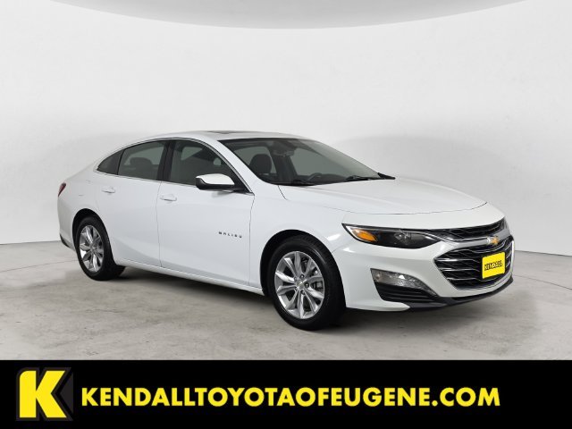 Used 2021 White Chevrolet LT image 3